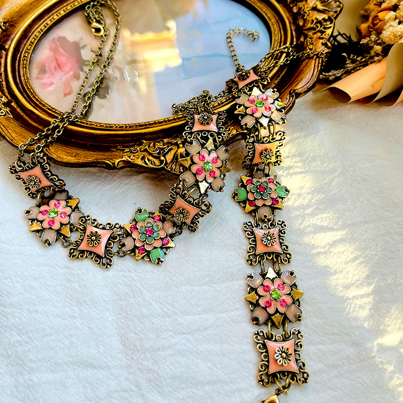 ชุดเครื่องประดับสร้อยคอและกำไล - Resin Art Necklace บทวิจารณ์และราคา