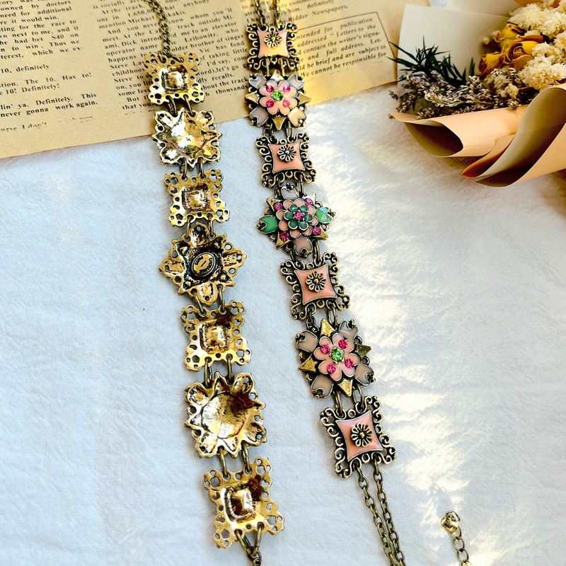 ชุดเครื่องประดับสร้อยคอและกำไล - Resin Art Necklace บทวิจารณ์และราคา